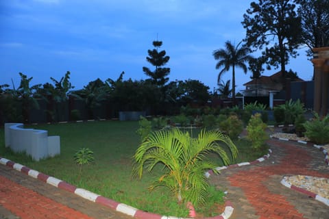 Mutundwe Villa Chalet in Kampala