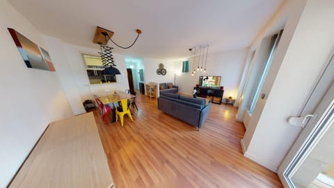 Living room, Dining area