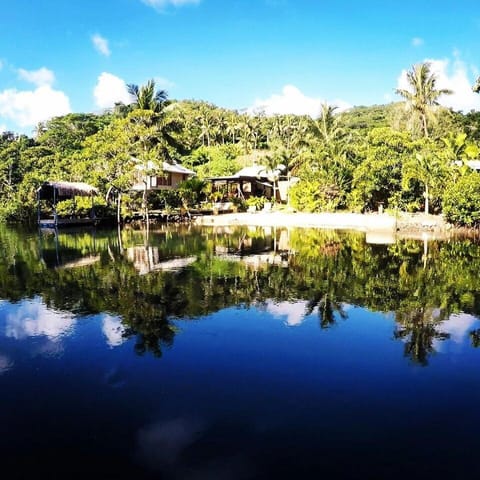 Salt Lake Lodge Nature lodge in Fiji