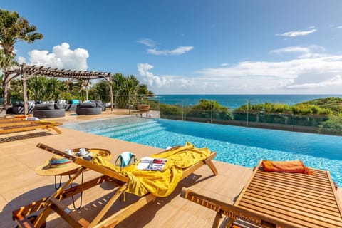 Villa du Cap 5 étoiles piscine et vue mer exceptionnelle Villa in Sainte-Anne