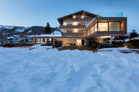 Property building, Winter