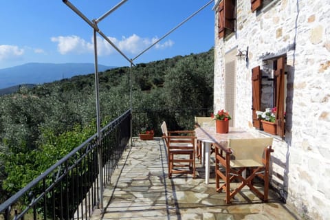 Property building, Patio, Spring, Natural landscape, View (from property/room), Balcony/Terrace, Dining area, Mountain view, Sea view