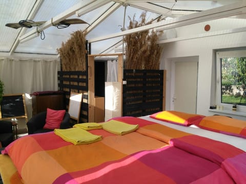Greenhouse just 15 min from the Old Town Luxury tent in Bratislava