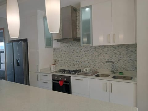 Stylish modern 2 bed apartment in Shaka's Rock Apartment in Dolphin Coast