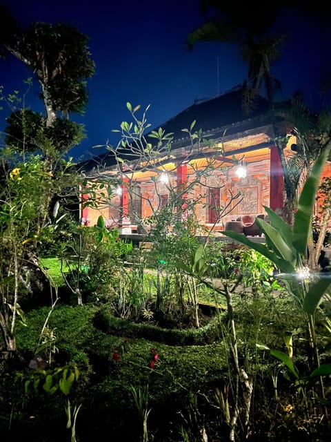 Subak Tabola Villa Bed and Breakfast in Sidemen