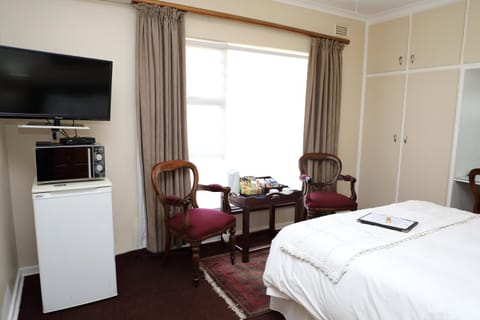 Kingston Place Guesthouse Bed and Breakfast in Umhlanga