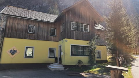 Property building, Spring, Day, Natural landscape, Mountain view