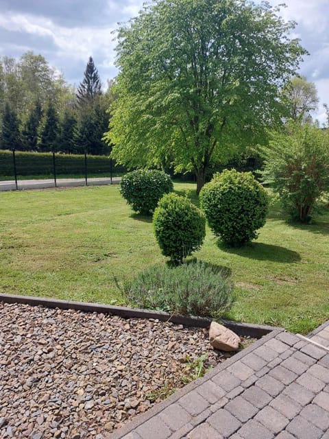 chalet au calme Chalet in Manhay