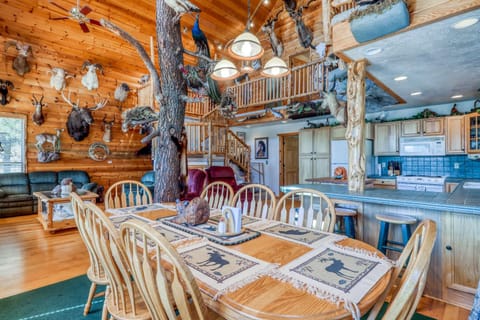 Hunter's Paradise House in Salmon River