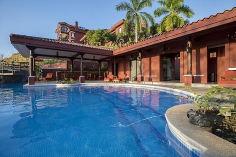 Bougainvillea 5102 Luxury Apartment - Reserva Conchal Casa in Guanacaste Province