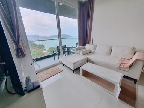 Delmare Beachfront Bangsaray Premium Condominium Apartment in Pattaya City