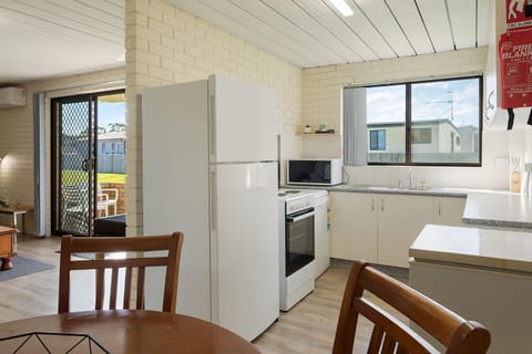 Apollo Unit 26 Ground Floor Apartment in Narooma