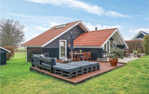 Beautiful Home In Karrebksminde With 2 Bedrooms And Wifi House in Næstved