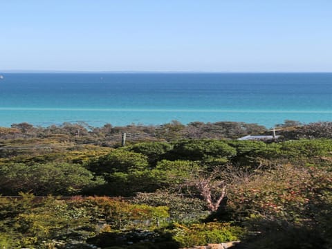 Bay Views On Browne House in Dromana