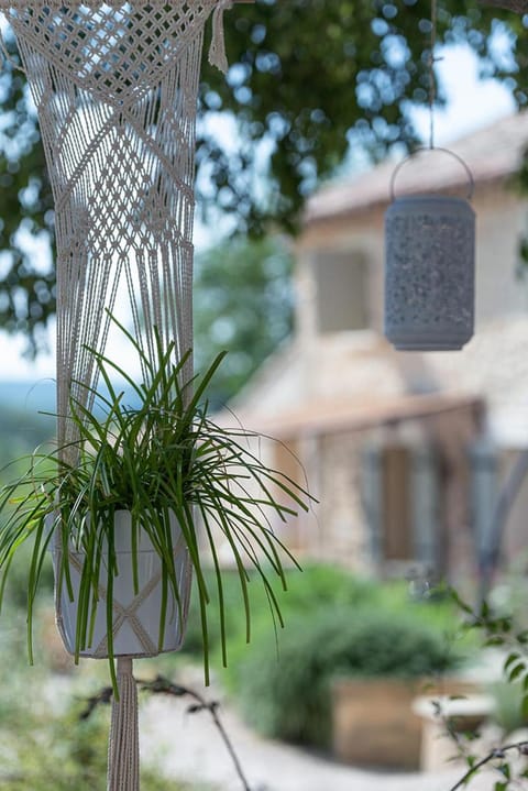 Le Mas de la Javone Casa in Rochefort-du-Gard