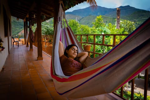 Balcony/Terrace, Garden view, Mountain view