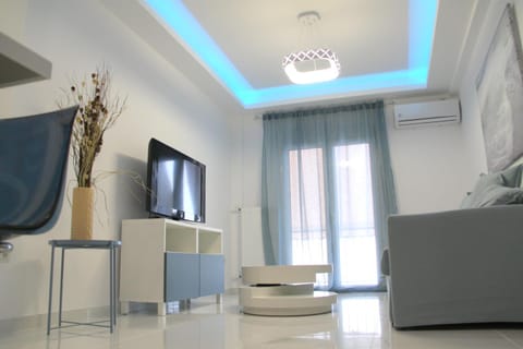 Thiseos 319. Beautiful apartments near the cultural center of the capital. Wohnung in Kallithea