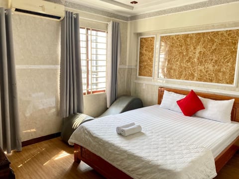 Phuong Hoang Hotel Bed and Breakfast in Ho Chi Minh City