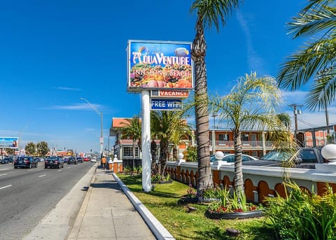 Aqua Venture Inn Motel in Long Beach
