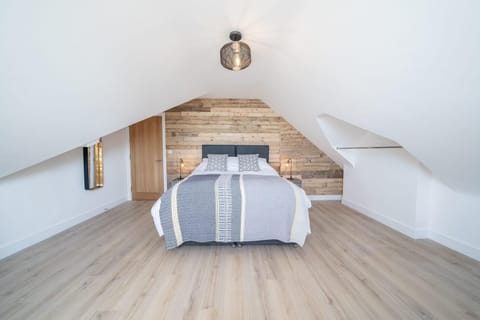 4 Ashbrook Windmill Apartment in Oxford