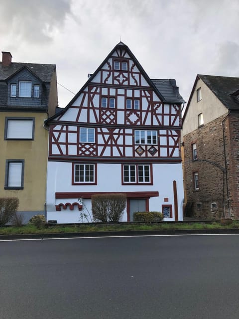 Storchenhaus Bremm House in Ediger-Eller