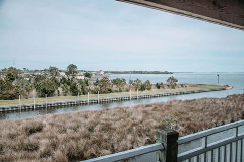 The Burrus House Inn Waterfront Suites Bed and Breakfast in Manteo