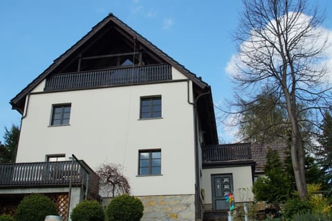 FeWo La Lavendula Eigentumswohnung in Freital