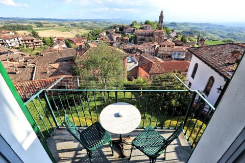 View (from property/room), Balcony/Terrace