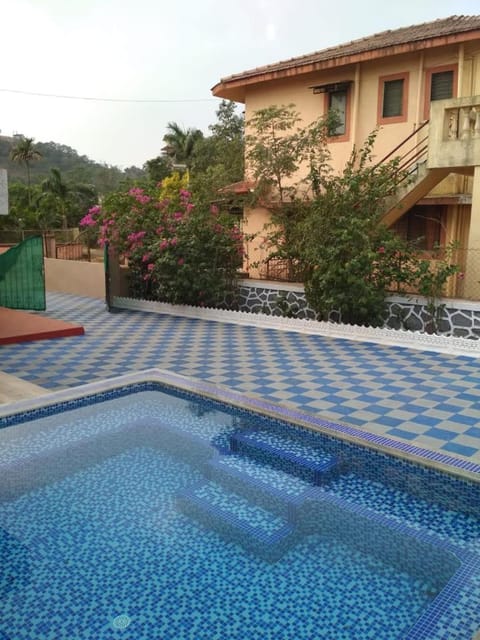 Royal Villa 3 bhk with swimming pool MTDC Approved Villa in Lonavla