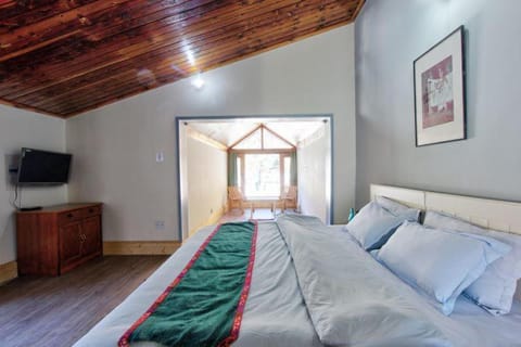 The Red House Bed and Breakfast in Manali