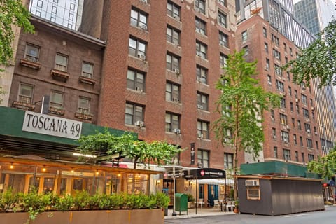 Best Western Plus Hospitality House Suites Hotel in Midtown