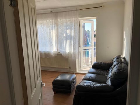 Relaxing double bedroom Casa vacanze in Romford