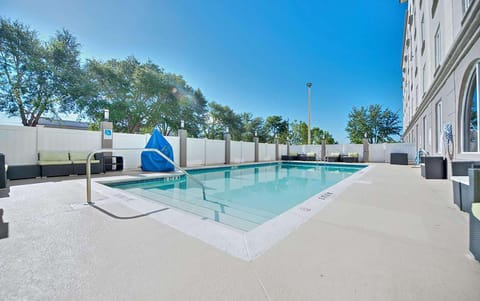 Pool view, Swimming pool