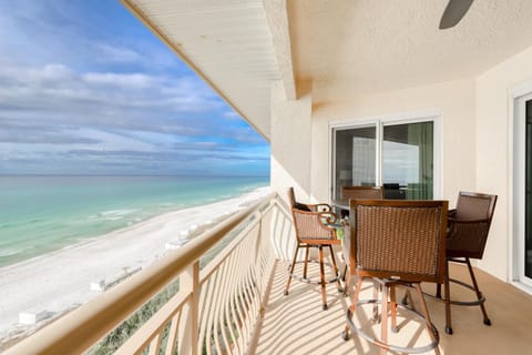 High Pointe E45 Apartment in Rosemary Beach