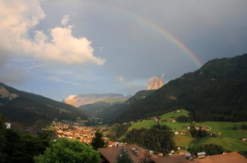 Hotel Talblick Hotel in Ortisei