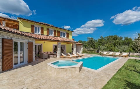 Property building, Pool view, Swimming pool