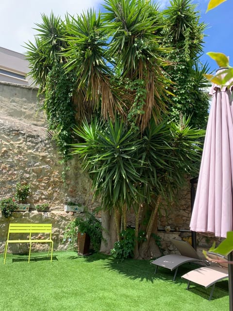 SETE maison de ville avec jardin clos House in Occitanie