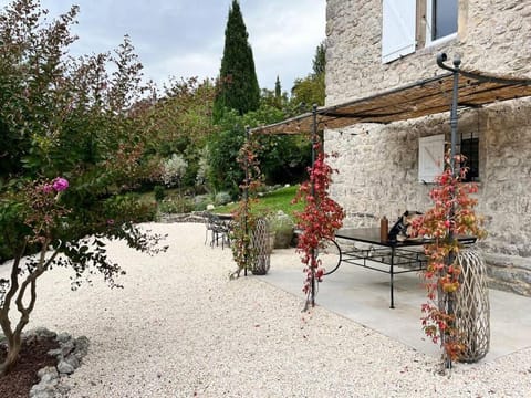 Magnifique Mas Cevenol House in Anduze