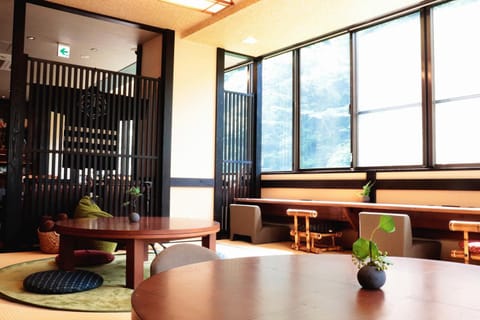 Onsen Guest House Tsutaya Ryokan in Hakone
