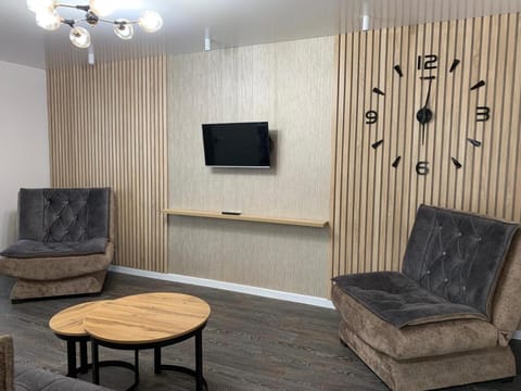 TV and multimedia, Seating area