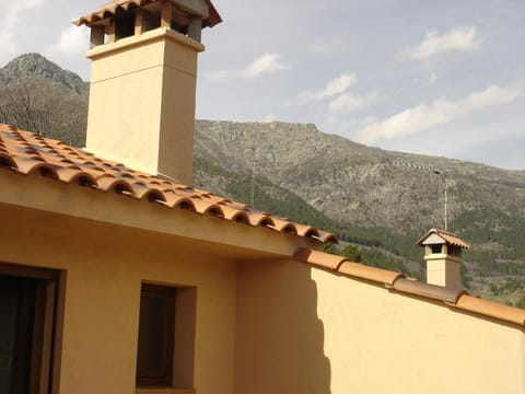 Balcony/Terrace, Mountain view