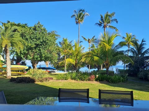 CAPLAGE - BEACHFRONT GROUND FLOOR APARTMENT in TAMARIN Eigentumswohnung in Mauritius