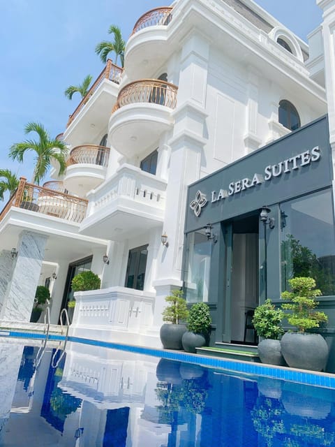 La Sera Suites Nha Trang Condominio in Nha Trang
