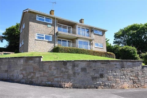 38 Wessex Court Apartment in Lyme Regis