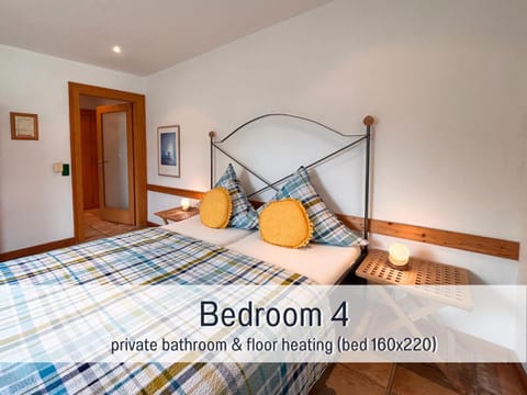 Shower, Toilet, Bed, Sauna, Bathroom, View (from property/room), View (from property/room), Balcony/Terrace, Photo of the whole room, Decorative detail, Seating area, Bedroom, Text overlay, Text overlay, Pets, Seasons, cot, hair dryier, heating, heating, pet friendly, towels, towels, wardrobe, laundry, laundry, washing machine