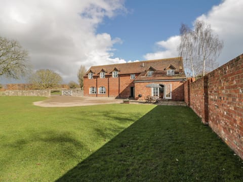 Hunters Moon House in Malvern Hills District