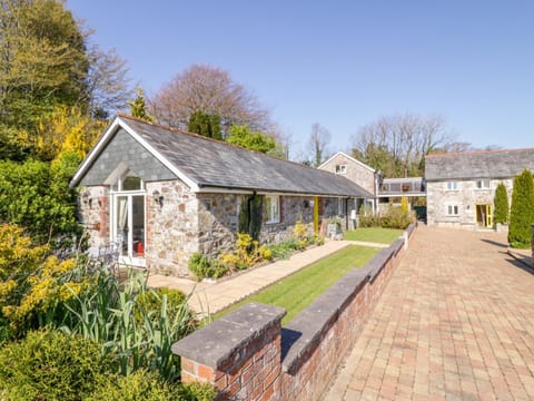 FernGully House in Saint Columb Major