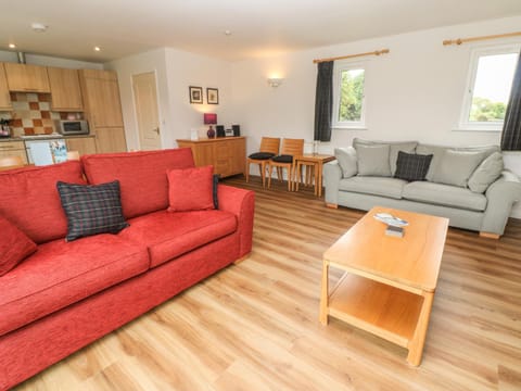 64 Waterside House in England