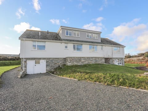 Braid Apartment Apartment in Trearddur Bay