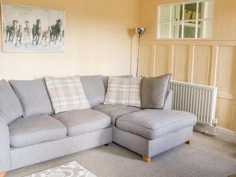 Glebe Cottage House in Pendle District